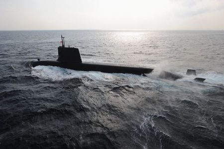 © Reuters. A Japan Maritime Self-Defense Forces diesel-electric submarine Soryu