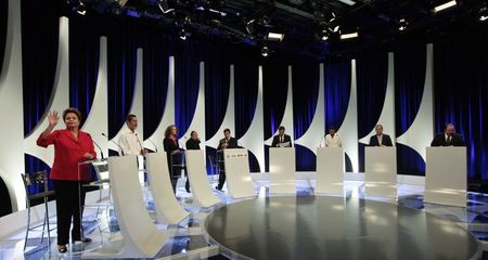 © Reuters. Debate entre candidatos à Presidência em São Paulo