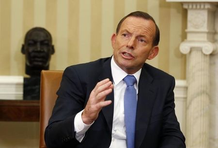 © Reuters. Australian PM Abbott speaks in the Oval Office of the White House in Washington