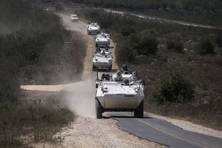 © Reuters. Membros da força de paz da ONU nas Colinas de Golã, ocupadas por Israel