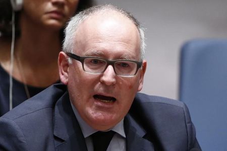 © Reuters. Dutch Foreign Minister Timmermans speaks during a meeting at United Nations headquarters in New York