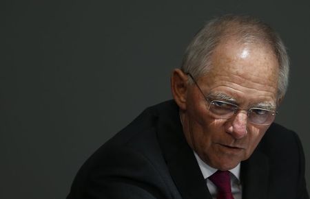 © Reuters. Il ministro delle Finanze tedesco Wolfgang Schaueble