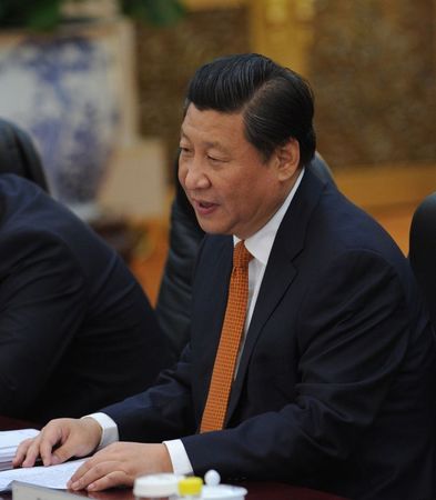 © Reuters. رئيس الصين يدعو إلى حل سياسي للازمة الأوكرانية