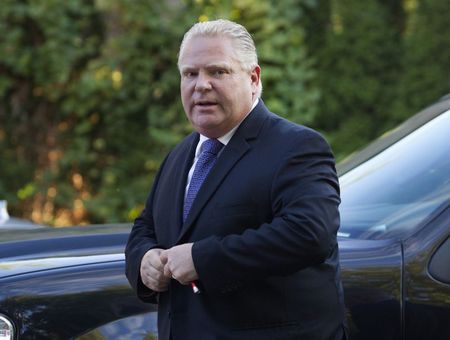 © Reuters. Doug Ford arrives at his mother's home where he announced he will be running for mayor in Etobicoke, Ontario