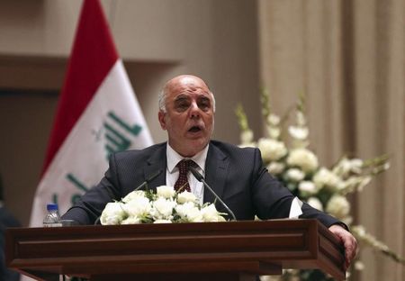 © Reuters. رئيس الوزراء العراقي يأمر السلاح الجوي بوقف قصف المناطق المدنية