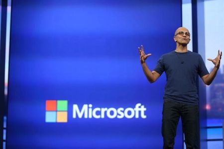 © Reuters. Microsoft CEO Satya Nadella gestures during his keynote address at the company's  "build" conference in San Francisco