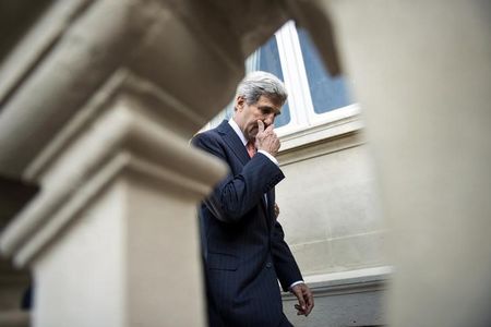 © Reuters. Secretário de Estado dos EUA, John Kerry, em Paris