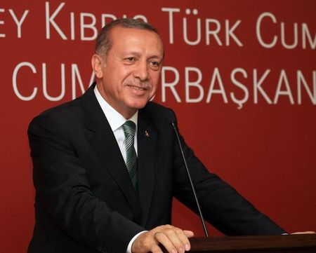 © Reuters. إردوغان: تركيا سترحب بقيادات الإخوان المسلمين التي ستغادر قطر