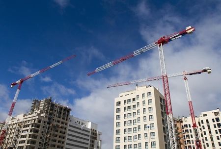 © Reuters. Moody's no espera todavía subidas de los precios de vivienda en España