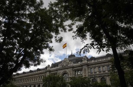 © Reuters. La tasa de morosidad de la banca en España sube ligeramente en julio