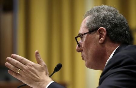 © Reuters. United States Trade Representative Froman testifies before the Senate Finance Committee in Washington