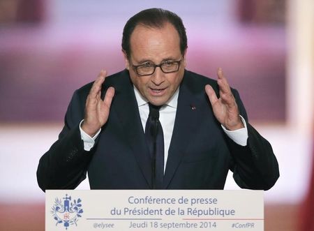 © Reuters. Hollande pide a Europa paciencia con Francia y promete reformas 