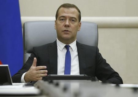 © Reuters. رئيس الوزراء: روسيا تجهز لفرض رسوم على المنتجات الأوكرانية