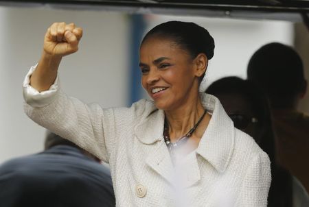 © Reuters. Presidential candidate Marina Silva of the Brazilian Socialist Party (PSB) attends a campaign rally in Sao Bernardo do Campo