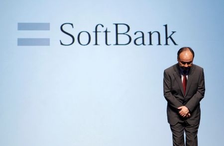 © Reuters. SoftBank Corp. Chief Executive Son attends a news conference in Tokyo