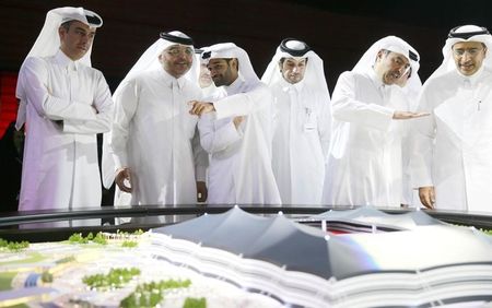 © Reuters. Secretário-geral do comitê organizador da Copa do Mundo de 2022 no Catar, Hassan Al-Thawadi, durante anúncio do começo das obras no estádio Al-Khor