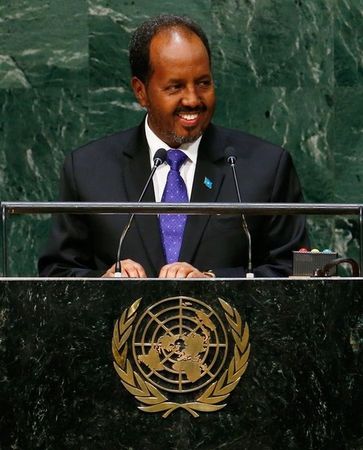 © Reuters. خلاف بين الرئيس الصومالي ورئيس الوزراء بسبب تعديل وزاري