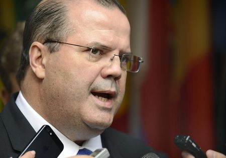 © Reuters. Presidente do Banco Central, Alexandre Tombini, em Washington