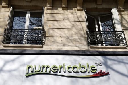 © Reuters. General view of the logo above a store of French cable operator Numericable in Paris