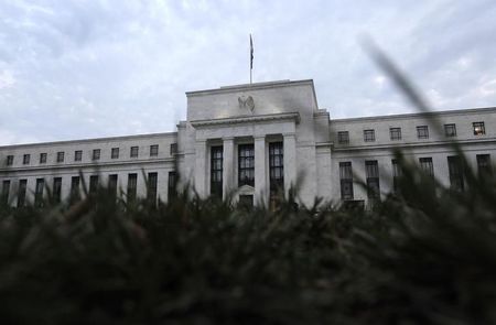 © Reuters. General view of U.S. Federal Reserve building in Washington