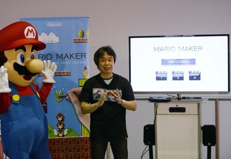© Reuters. El creador de 'Super Mario' coquetea con el cine, sigue fiel a videojuegos