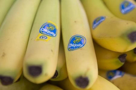 © Reuters. L’AMÉRICAIN CHIQUITA REPRIS PAR UN TANDEM BRÉSILIEN 