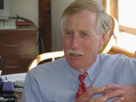 © Reuters. Former Maine Governor Angus King is pictured in undated photograph