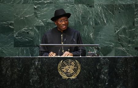 © Reuters. Nigerian president Goodluck Ebele Jonathan addresses the 69th United Nations General Assembly at the U.N. headquarters in New York