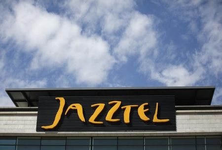 © Reuters. Jazztel mejora Ebitda a septiembre un 20 por ciento 