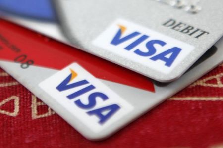 © Reuters. Visa credit cards are displayed in Washington