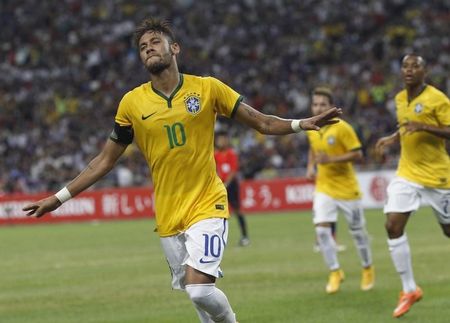 © Reuters. Neymar será convocado con Brasil para los de Juegos Río 2016