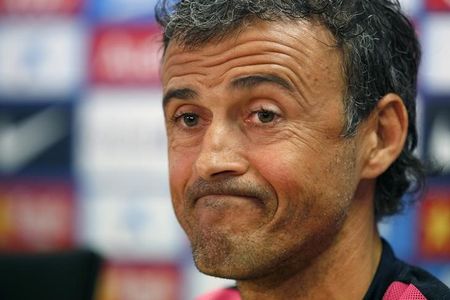 © Reuters. Luis Enrique, en el punto de mira tras el último desliz del Barça