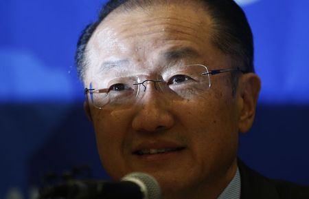 © Reuters. Presidente do Banco Mundial, Jim Yong Kim, em entrevista coletiva em Seul