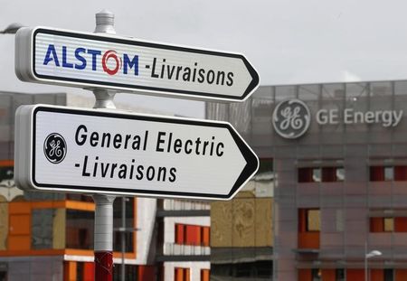 © Reuters. FEU VERT DU GOUVERNEMENT FRANÇAIS À L'ACCORD GE-ALSTOM 