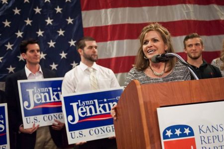 © Reuters. Republican Congresswoman Jenkins speaks to supporters after winning re-election in the U.S. midterm race in Kansas, in Topeka