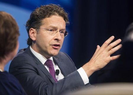 © Reuters. Netherlands' Finance Minister Jeroen Dijsselbloem participates in a discussion on the global economy during the World Bank/IMF Annual Meeting