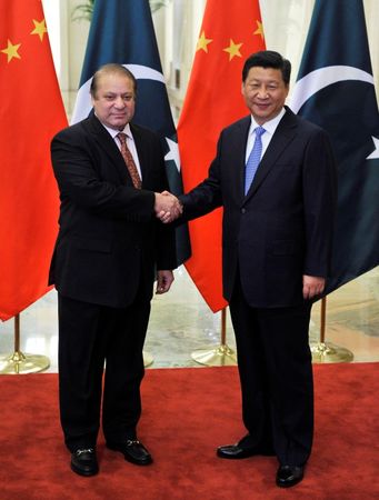 © Reuters. باكستان تقول إنها ستساعد الصين على محاربة المتشددين في شينجيانغ
