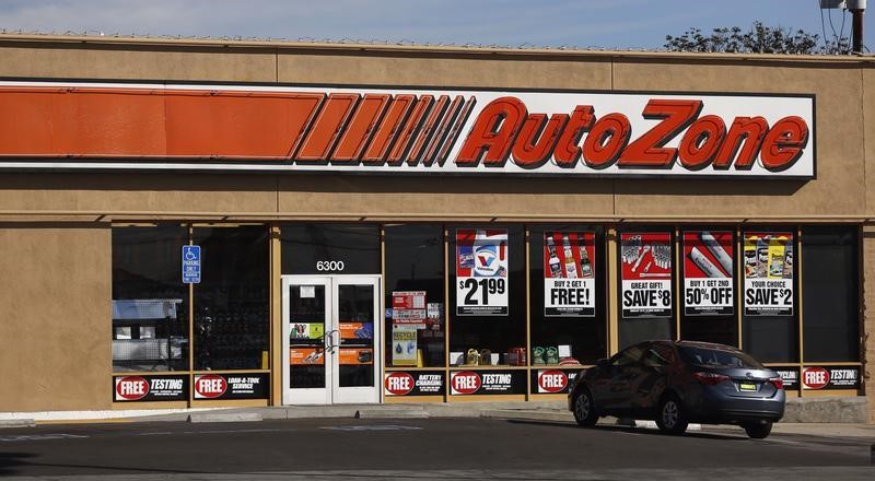© Reuters. The entrance to AutoZone store is pictured in Temple City