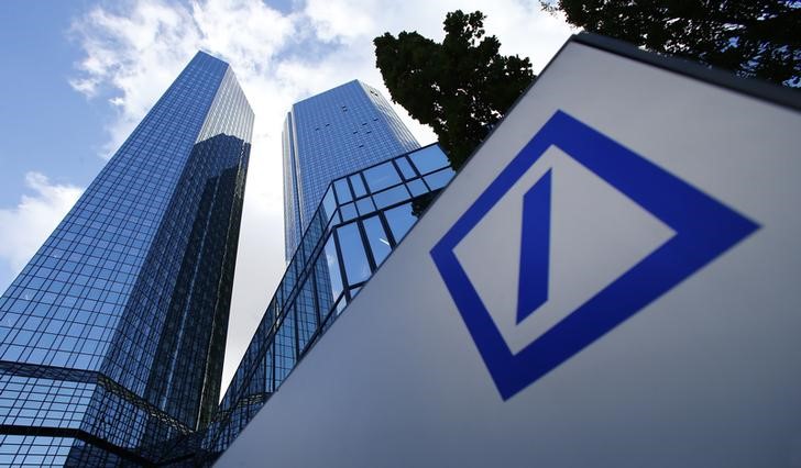 © Reuters. The headquarters of Deutsche Bank are pictured in Frankfurt