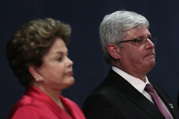 © Reuters. Presidente Dilma Rousseff durante cerimônia de posse do procurador-geral da República, Rodrigo Janot, em Brasília 