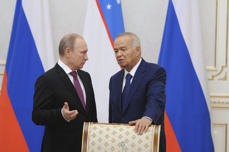 © Reuters. رئيس أوزبكستان يطلب من بوتين المساعدة في مكافحة المتشددين في آسيا الوسطى