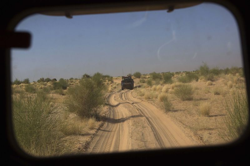 © Reuters. UN CHEF DJIHADISTE TUÉ PAR L'ARMÉE FRANÇAISE AU MALI