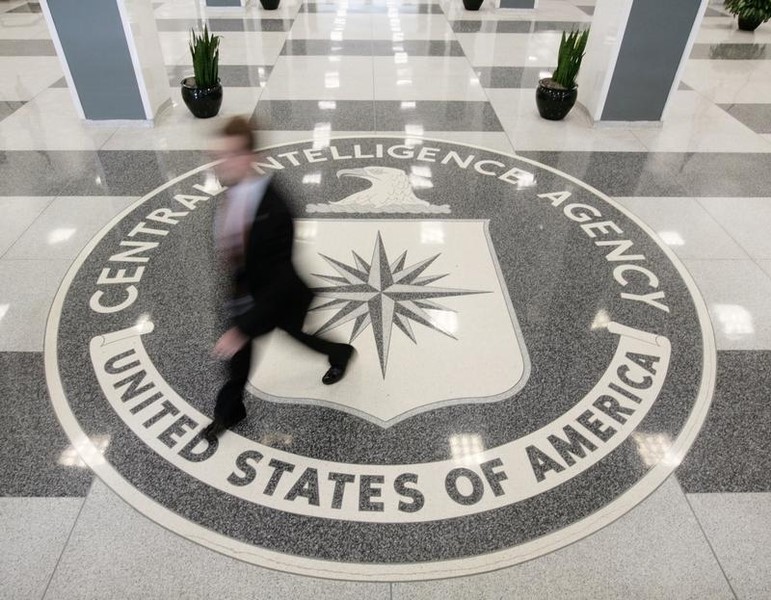 © Reuters. The lobby of the CIA Headquarters Building in McLean, Virginia