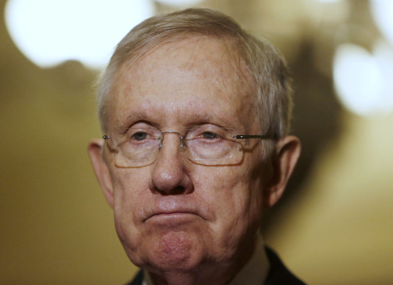 © Reuters. Senate Majority Leader Reid speaks to reporters on upcoming budget battle in Washington