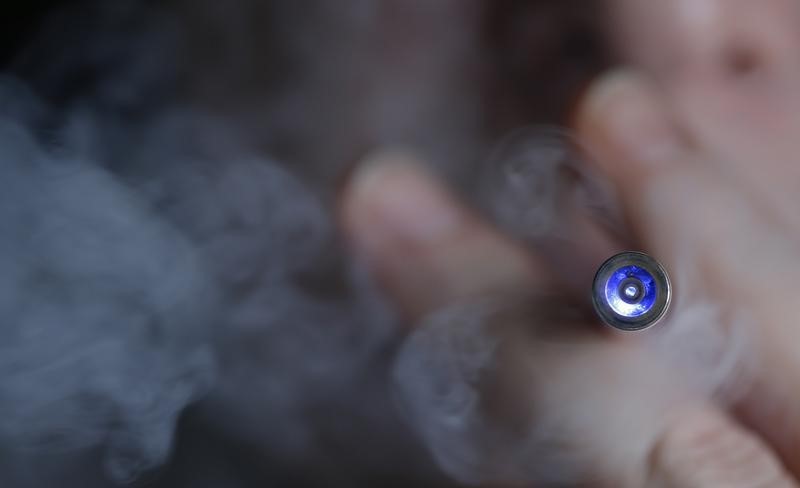 © Reuters. MARISOL TOURAINE CONTRE LE "CANNABIS ÉLECTRONIQUE"