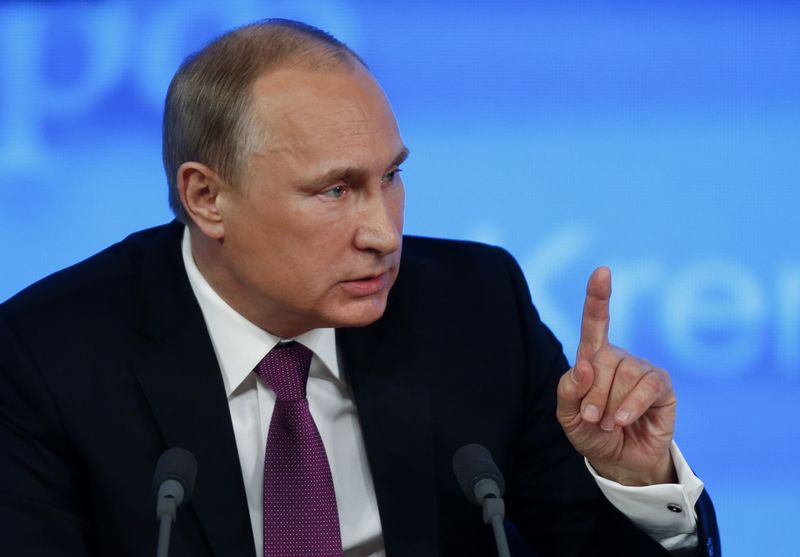 © Reuters. Presidente russo, Vladimir Putin, durante sua coletiva de imprensa anual de fim de ano, em Moscou 