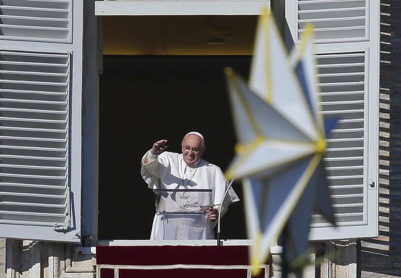 © Reuters. ايطالي يخترق أمن الفاتيكان للمرة الخامسة
