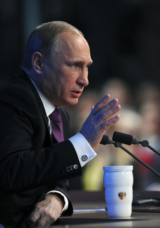 © Reuters. O presidente russo Vladimir Putin fala durante sua coletiva anual de fim de ano em Moscou