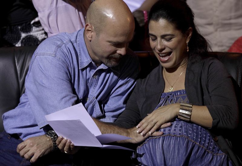 © Reuters. أمريكا ساعدت جاسوسا كوبيا مسجونا في تلقيح زوجته في كوبا صناعيا
