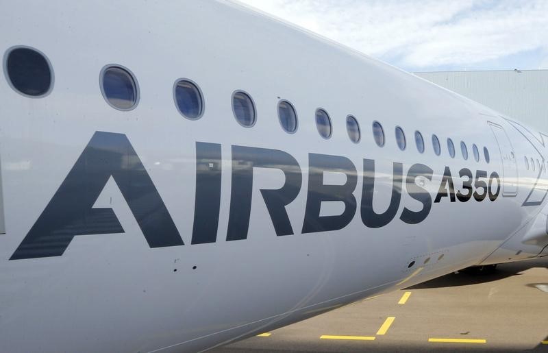 © Reuters. A section of an Airbus A350 is pictured at Airbus headquarters in Toulouse